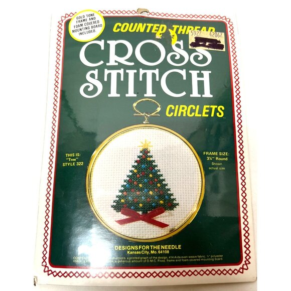 Counted Thread Cross Stitch Kit Christmas Tree Design 3.5" Round Frame Designs F - Picture 1 of 4